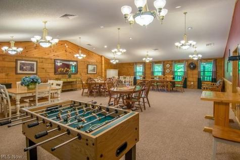 1990 Buckingham Drive Avon OH 44011