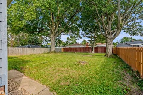 11159 Stoneham Road Parma Heights OH 44130