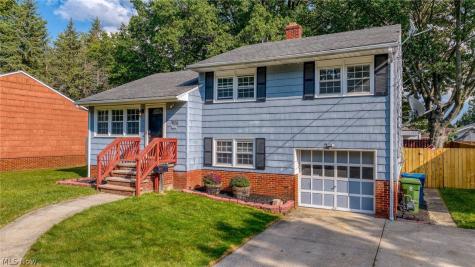 11159 Stoneham Road Parma Heights OH 44130