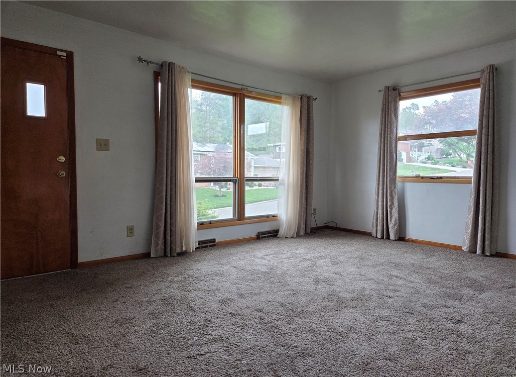 238 Meadowbrook Drive Steubenville OH 43953