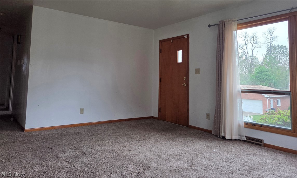 238 Meadowbrook Drive Steubenville OH 43953
