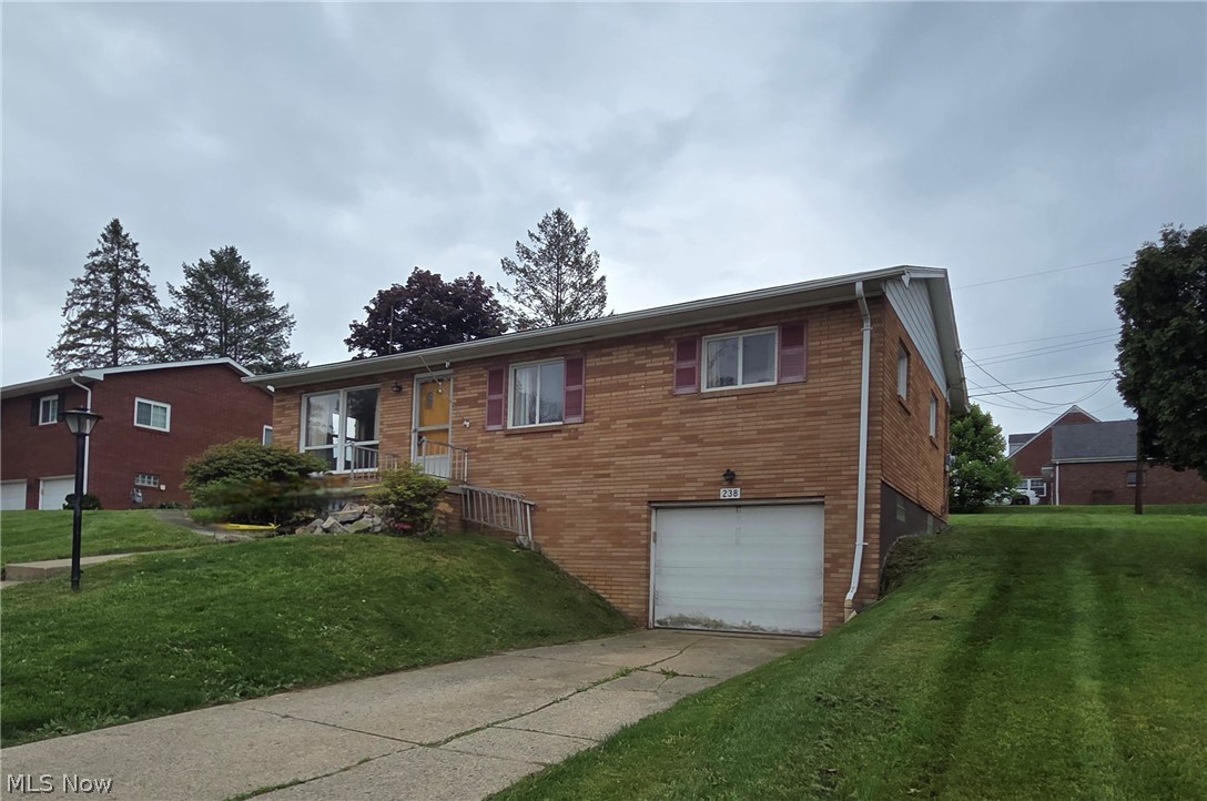 238 Meadowbrook Drive Steubenville OH 43953
