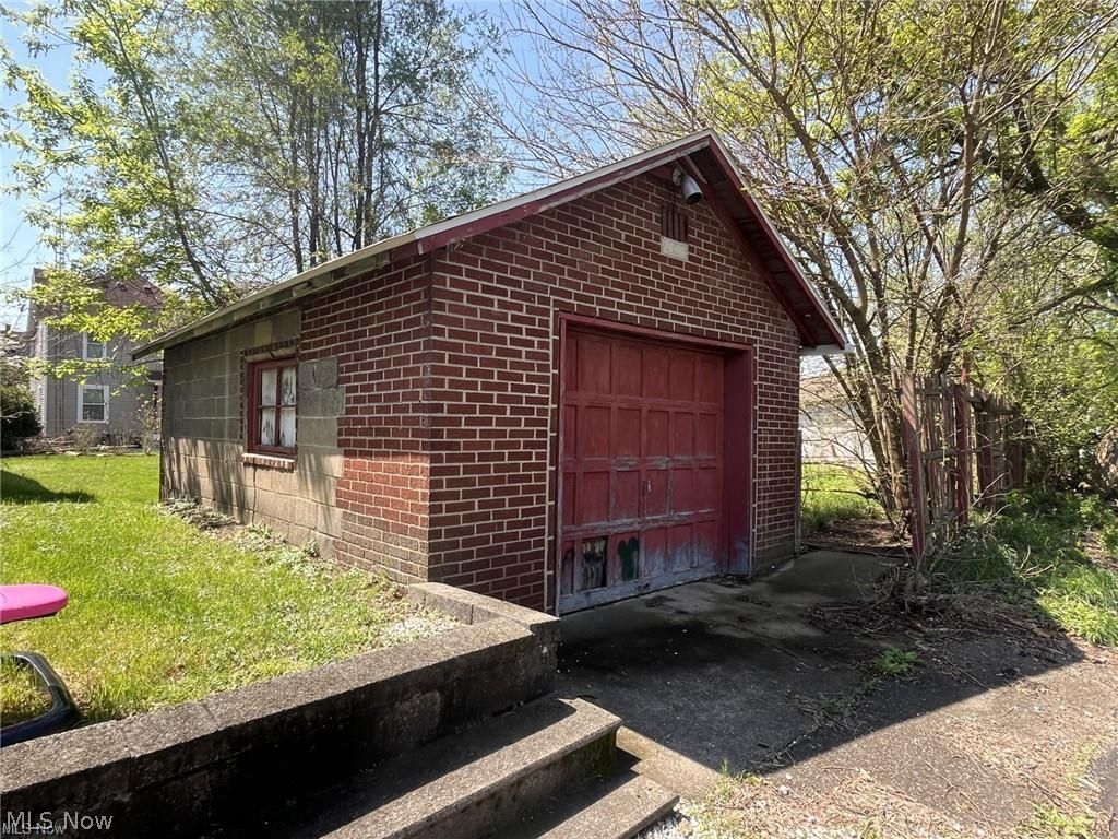 1307 22nd Street NW Canton OH 44709