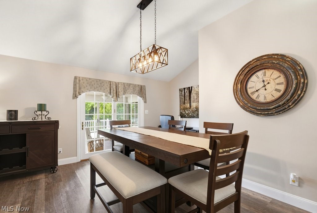 729 Crestwood Avenue Wadsworth OH 44281