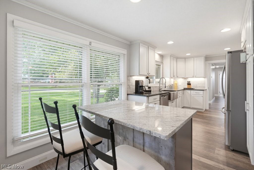 729 Crestwood Avenue Wadsworth OH 44281