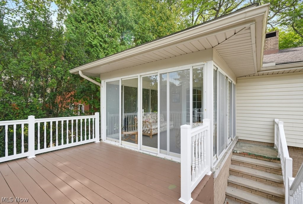 729 Crestwood Avenue Wadsworth OH 44281