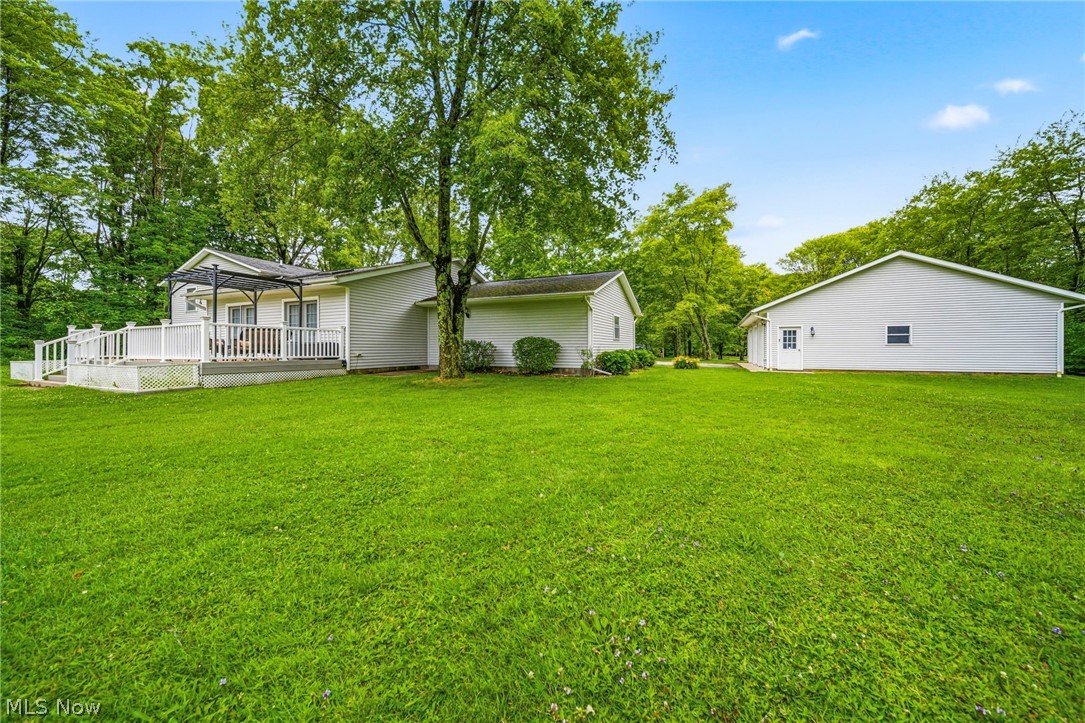 1960 Dadeyville Road Austinburg OH 44010