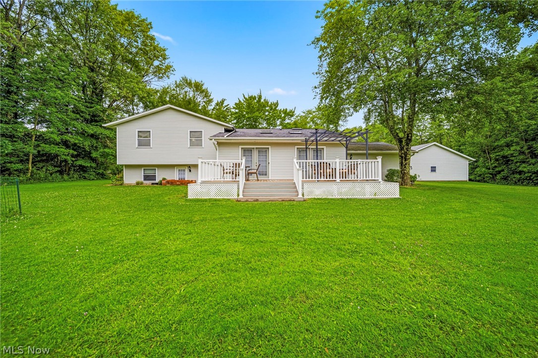 1960 Dadeyville Road Austinburg OH 44010
