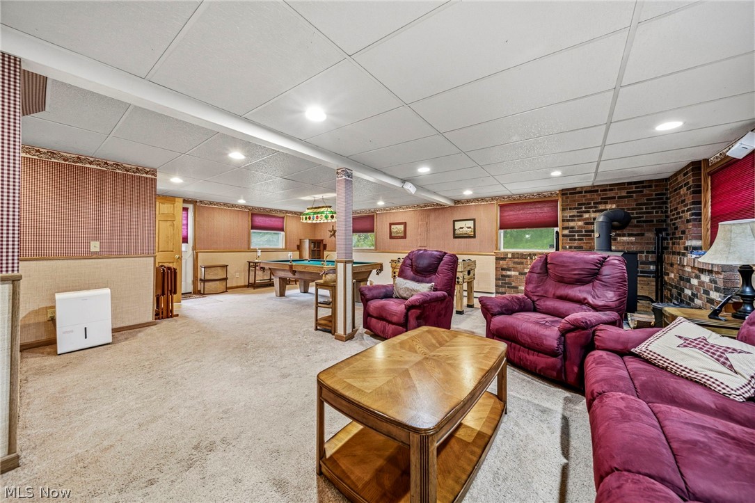 1960 Dadeyville Road Austinburg OH 44010