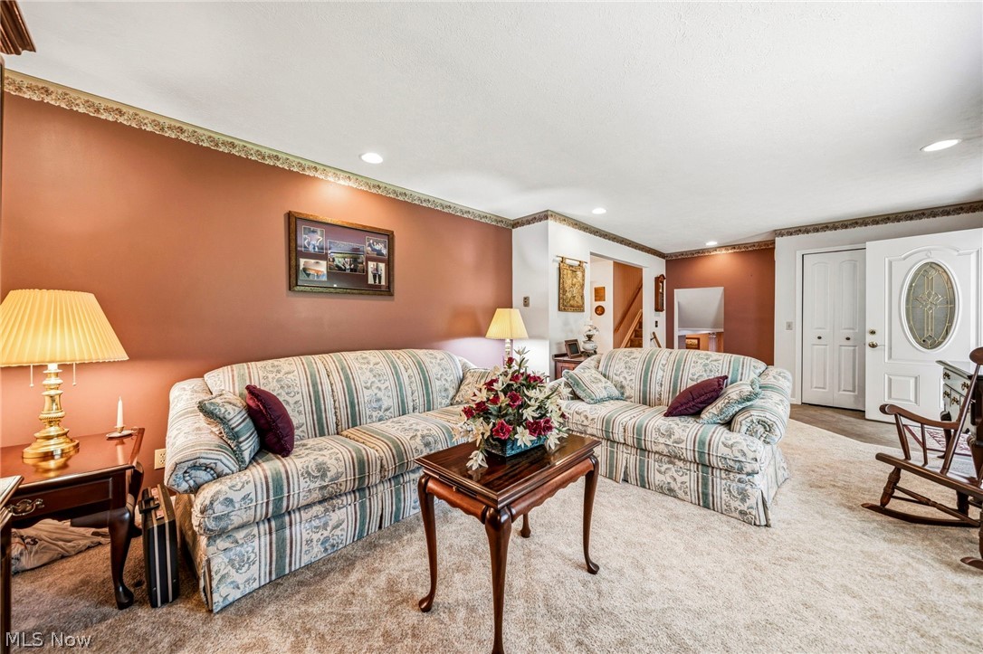 1960 Dadeyville Road Austinburg OH 44010