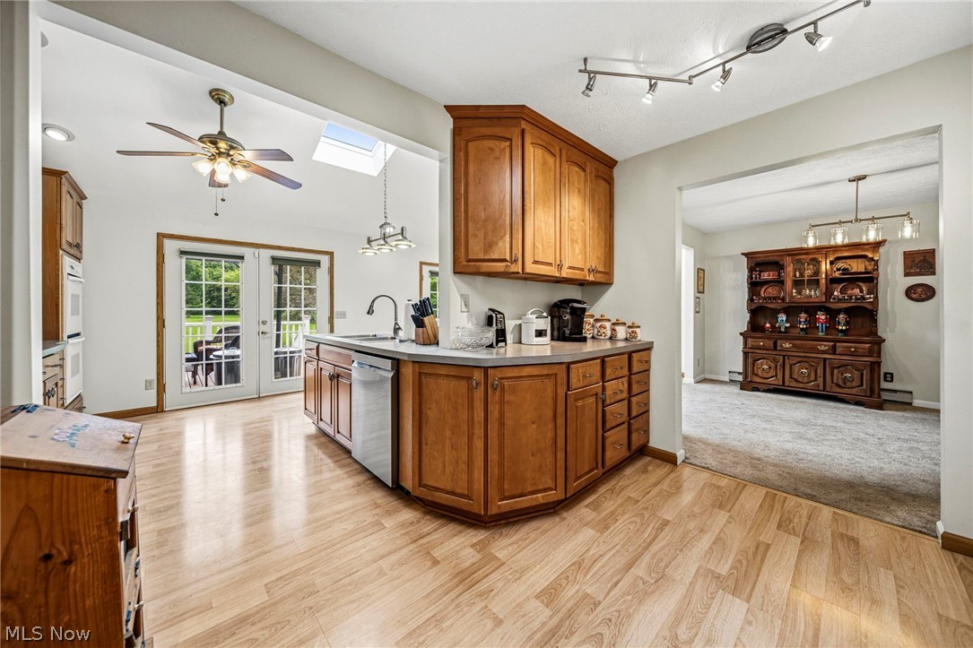 1960 Dadeyville Road Austinburg OH 44010