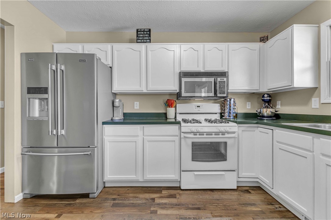 590 Bayberry Drive Elyria OH 44035