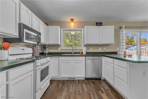 590 Bayberry Drive Elyria OH 44035