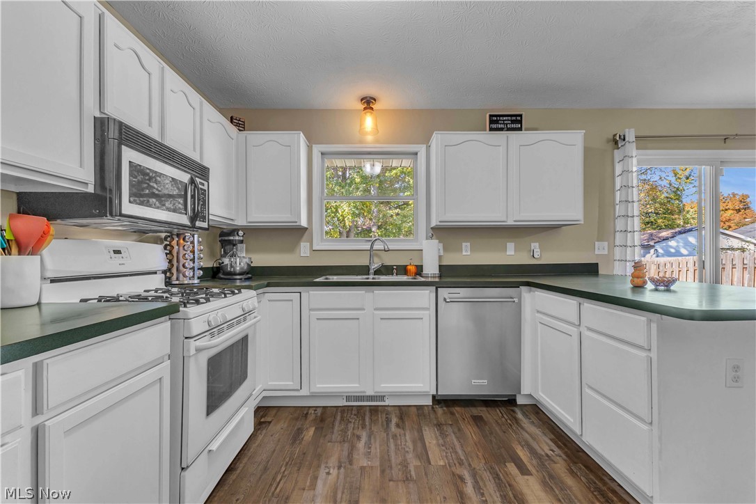 590 Bayberry Drive Elyria OH 44035