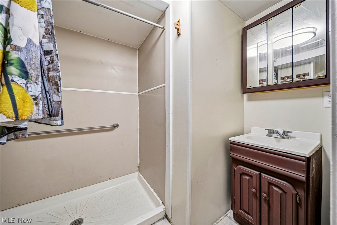 545 W 36th Street Ashtabula OH 44004