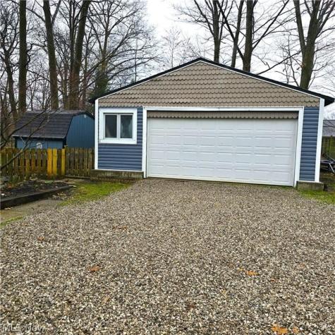 16935 Sheldon Road Middleburg Heights OH 44130