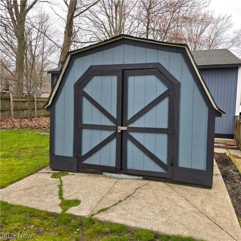 16935 Sheldon Road Middleburg Heights OH 44130