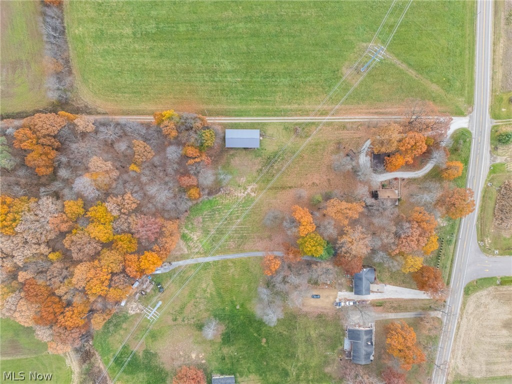 2081 Waynesburg Road NW Carrollton OH 44615