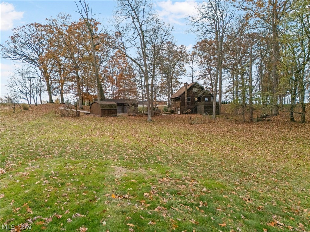 2081 Waynesburg Road NW Carrollton OH 44615
