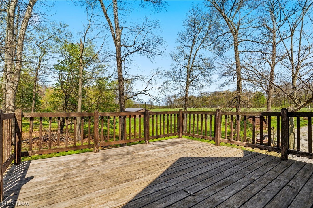 2081 Waynesburg Road NW Carrollton OH 44615