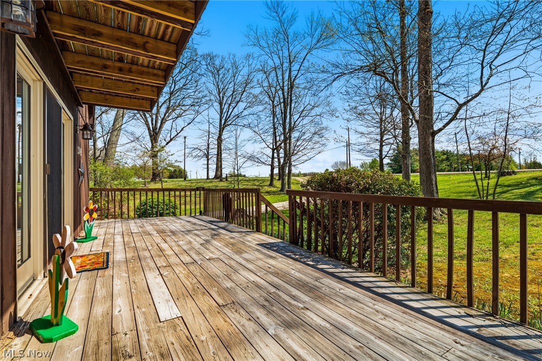 2081 Waynesburg Road NW Carrollton OH 44615