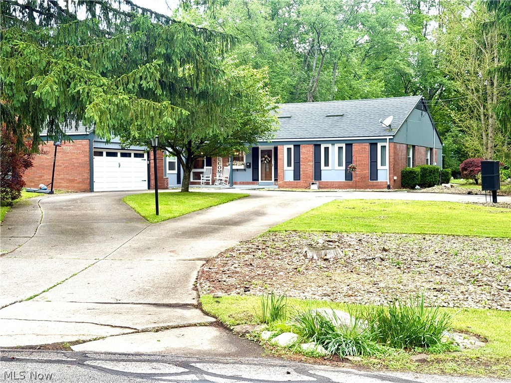 568 Northlawn Drive Youngstown OH 44505