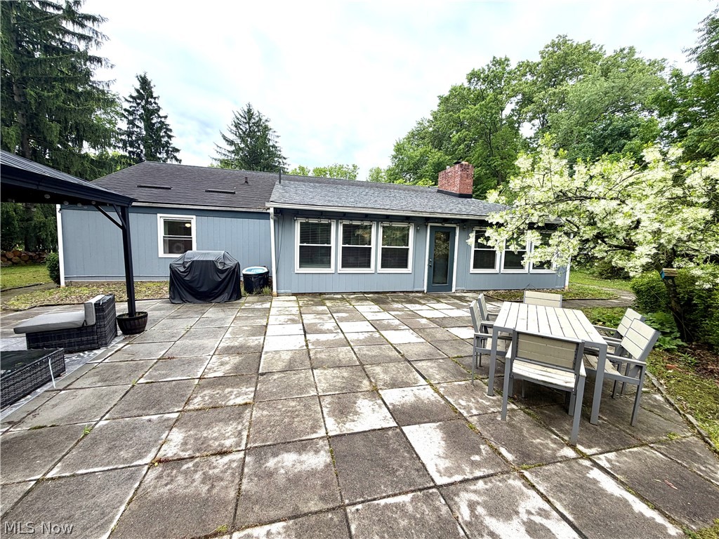 568 Northlawn Drive Youngstown OH 44505