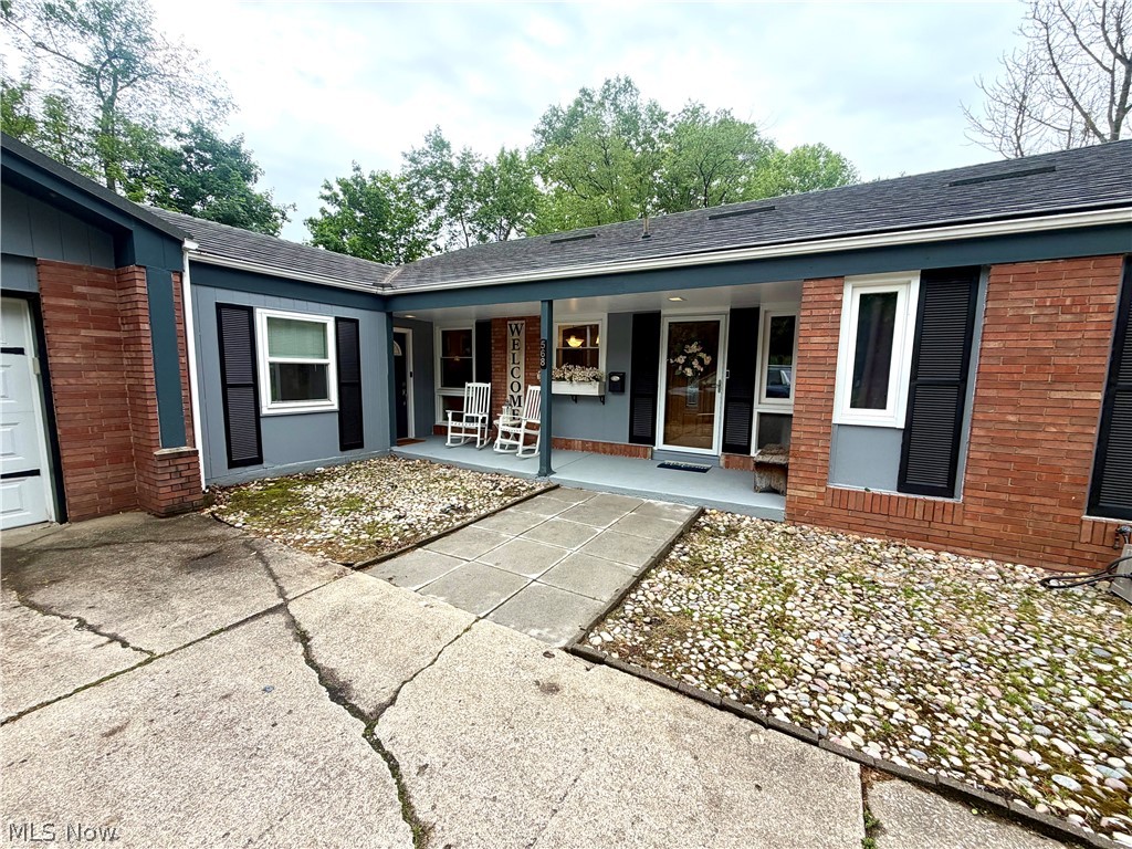 568 Northlawn Drive Youngstown OH 44505