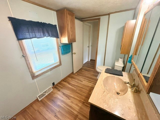 2047 Wilson Avenue NE Warren OH 44483