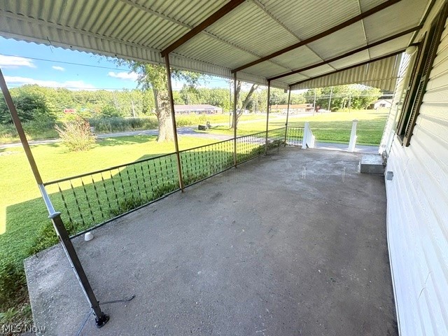 2047 Wilson Avenue NE Warren OH 44483