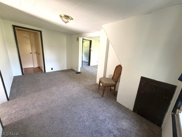 2047 Wilson Avenue NE Warren OH 44483