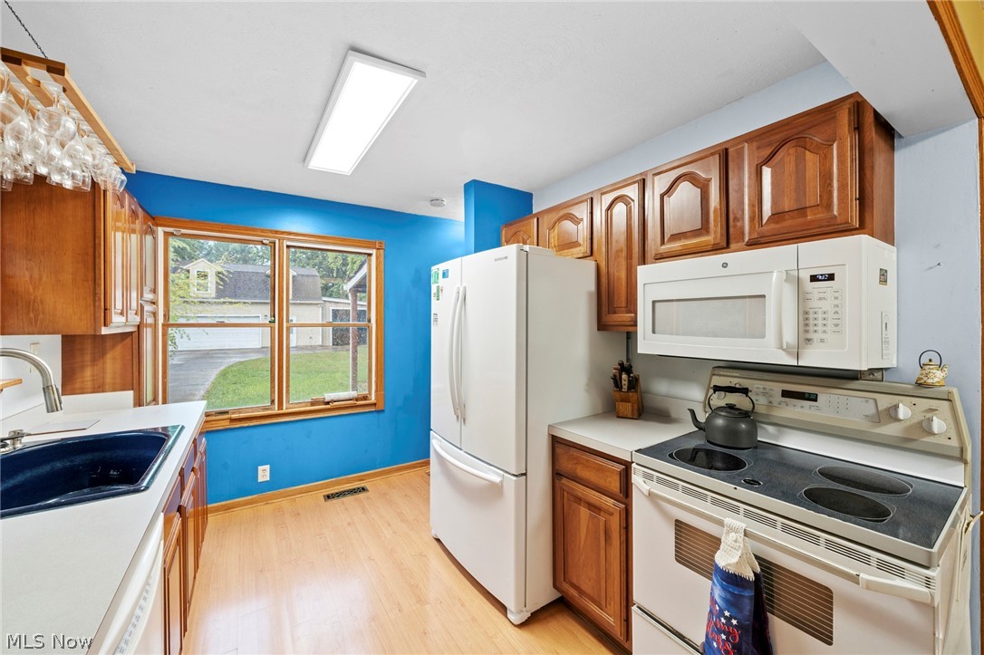 21073 Morris Drive Strongsville OH 44149
