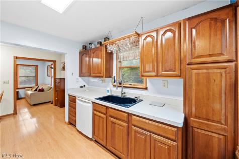 21073 Morris Drive Strongsville OH 44149