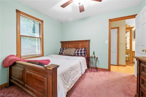 21073 Morris Drive Strongsville OH 44149