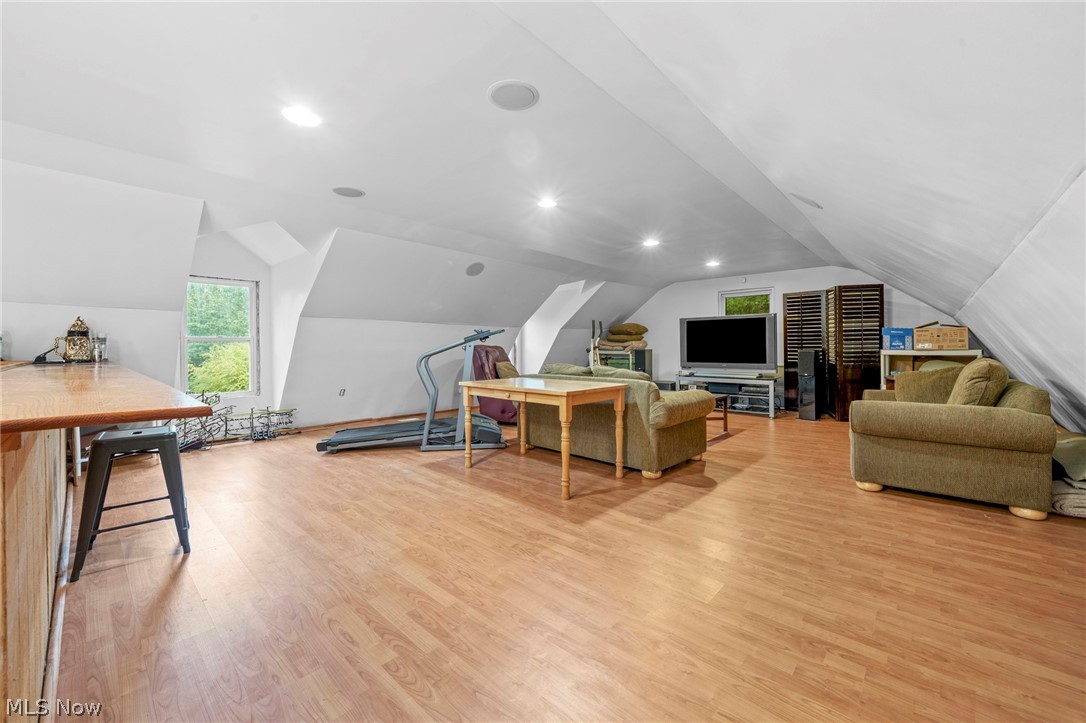 21073 Morris Drive Strongsville OH 44149