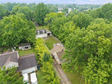 21073 Morris Drive Strongsville OH 44149