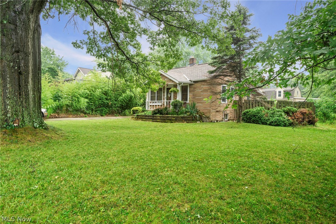 21073 Morris Drive Strongsville OH 44149