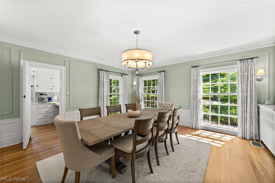 2928 Attleboro Road Shaker Heights OH 44120