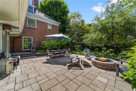 2928 Attleboro Road Shaker Heights OH 44120
