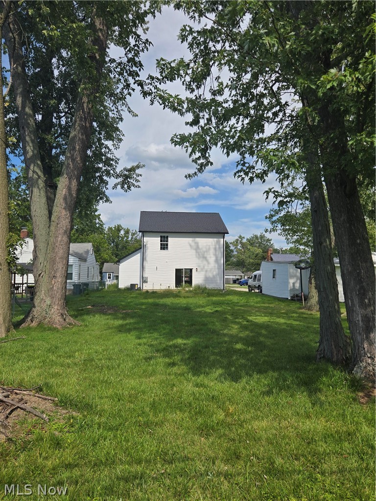 672 E 331st Eastlake OH 44095