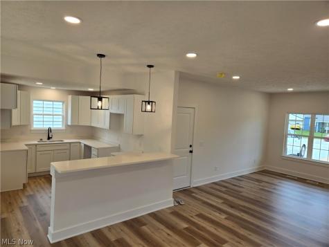 672 E 331st Eastlake OH 44095