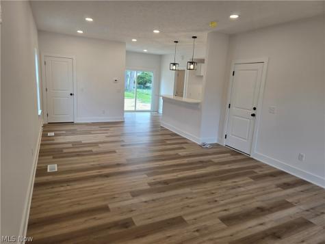 672 E 331st Eastlake OH 44095