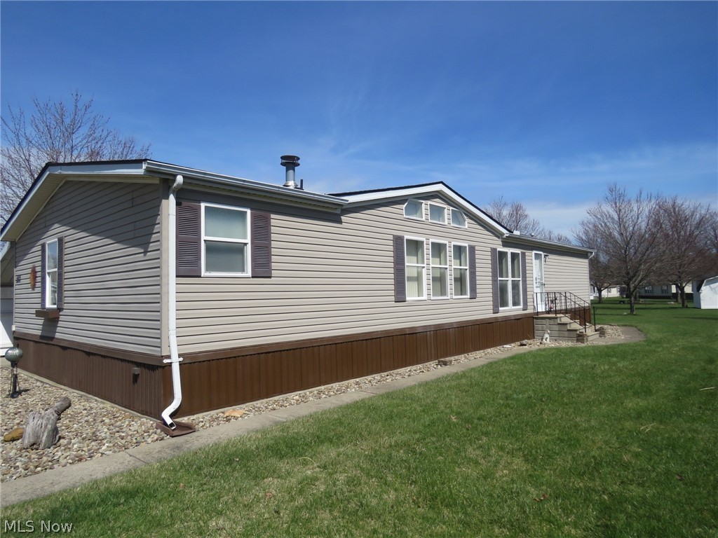 247 Island Drive Elyria OH 44035