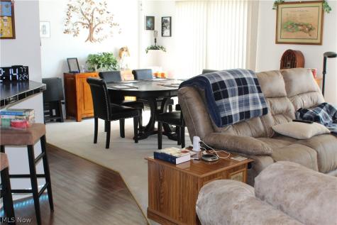 247 Island Drive Elyria OH 44035