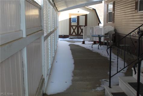 247 Island Drive Elyria OH 44035