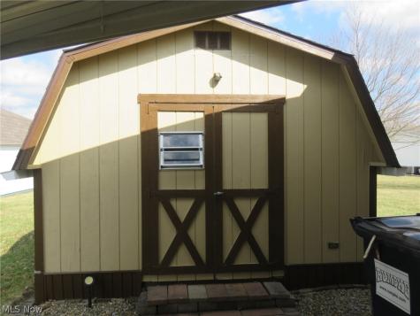 247 Island Drive Elyria OH 44035