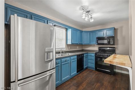 2400 Schell Avenue Cleveland OH 44109