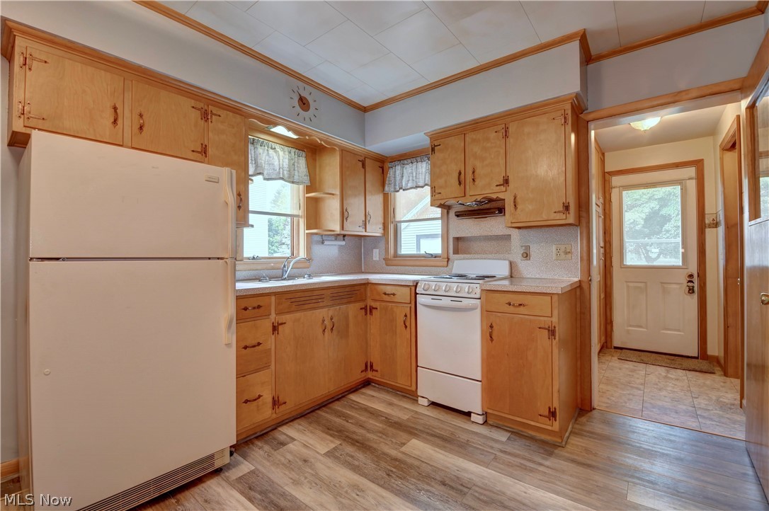 305 Main Street W Beach City OH 44608
