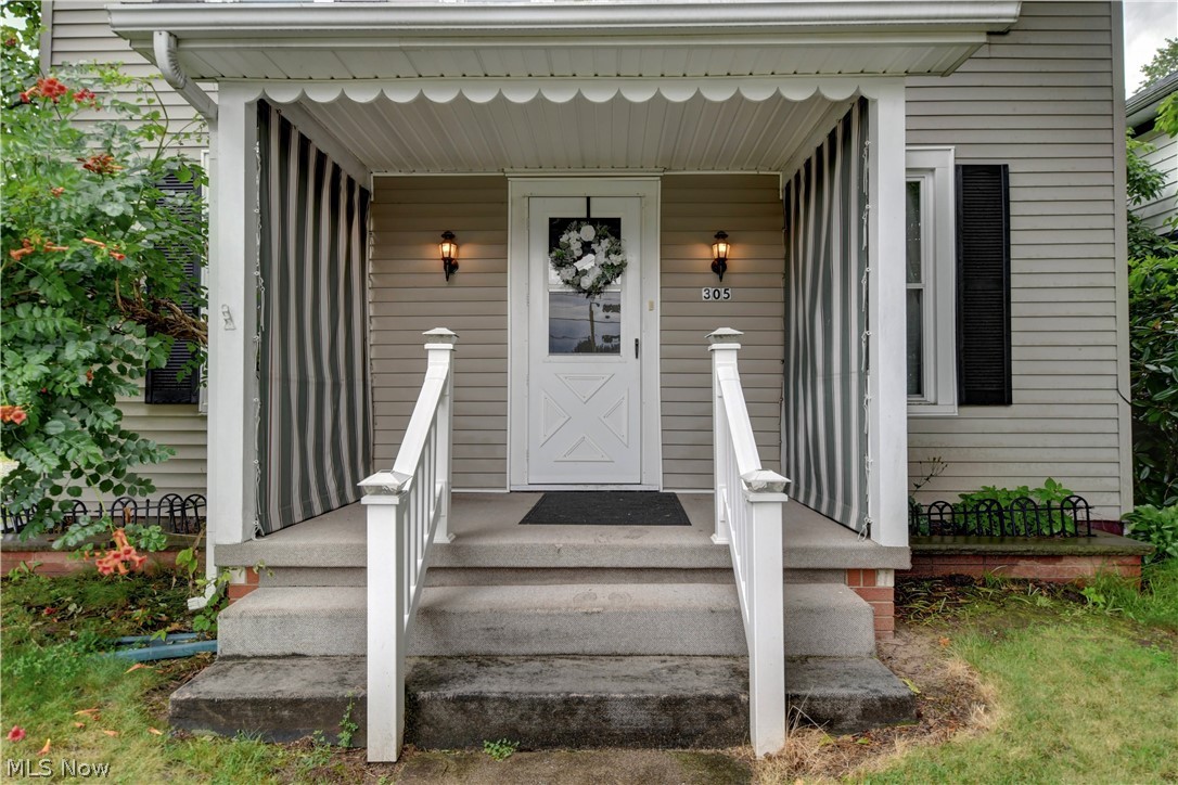 305 Main Street W Beach City OH 44608
