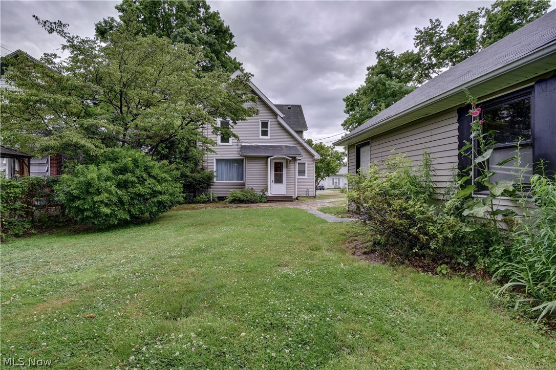 305 Main Street W Beach City OH 44608
